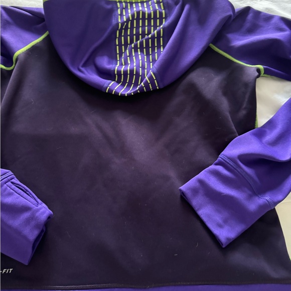 Nike Therma Fit Women’s Purple and Green Zip-Up Hoodie - Picture 7 of 7